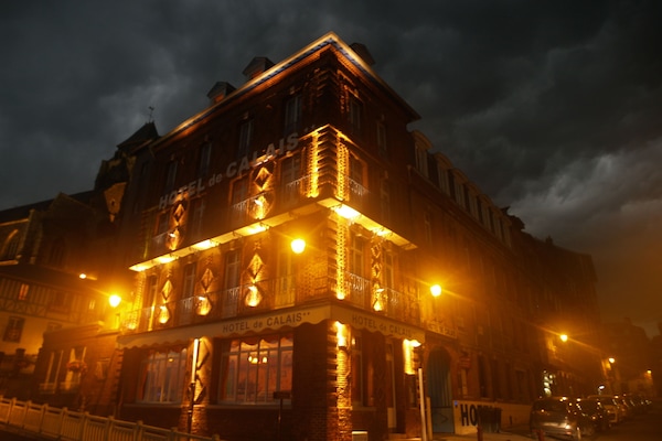 Façade de l’hébergement - soirée/nuit