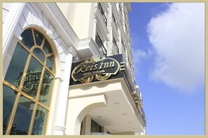 واجهة المنشأة