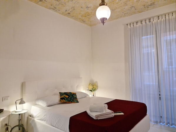 Draps en coton égyptien, literie de qualité, minibar, coffre-fort