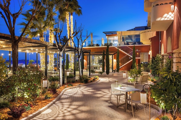 Exterior - Hotel Royalmar (Cagnes-sur-Mer)