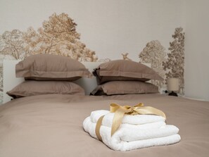 Estudio (Studio Apartment with City View Third) | Interior