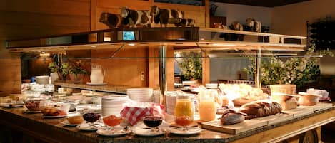 Gratis frukostbuffé varje dag