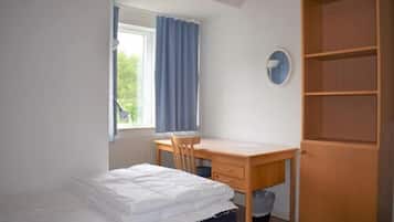 Basic Quadruple Room, 2 Bedrooms | Hypo-allergenic bedding, desk, blackout curtains, free cots/infant beds