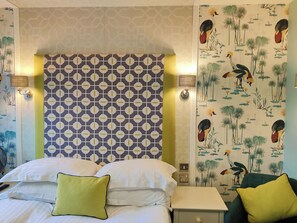 Double Room | Egyptian cotton sheets, premium bedding, desk, soundproofing - The Bingham Townhouse (Nottingham)