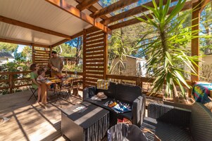 Premium Lodge | Terrace/patio