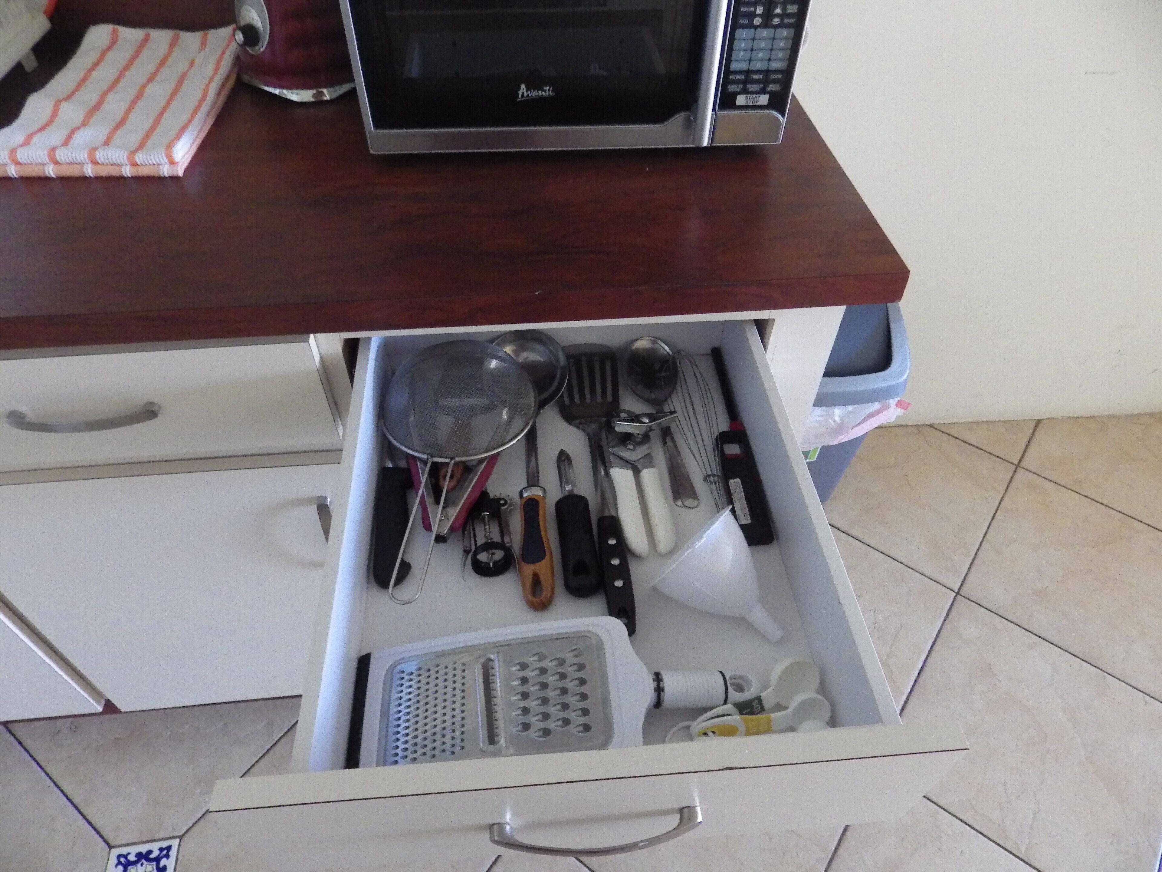 grand studio, accessible, poolside | private kitchen | full-sized fridge, microwave, stovetop, coffee/tea maker