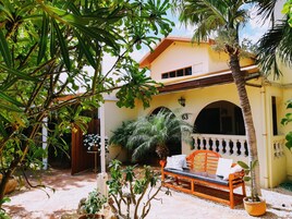 Fachada de la propiedad