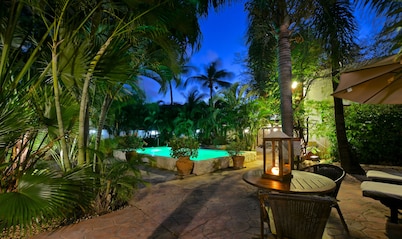 Wonders Boutique Hotel