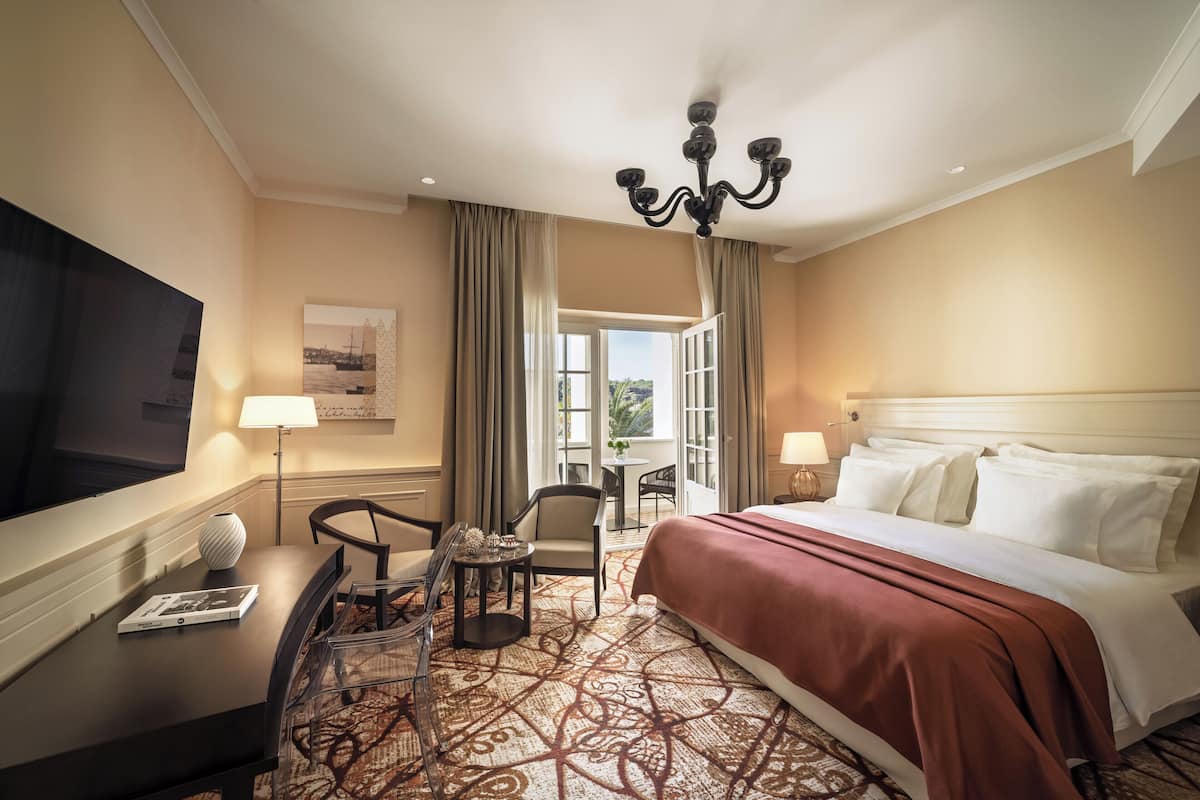 Deluxe Double Room with Balcony and Sea View | Premium bedding, minibar, in-room safe, desk