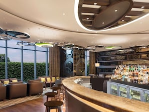 Lobby lounge, al fresco dining, open daily - Pullman New Delhi Aerocity Hotel (New Delhi)
