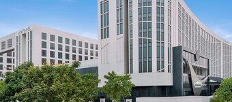 Pullman New Delhi Aerocity Hotel