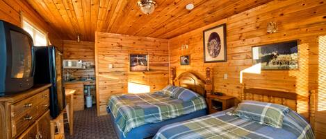 3 bedrooms, individually decorated, individually furnished