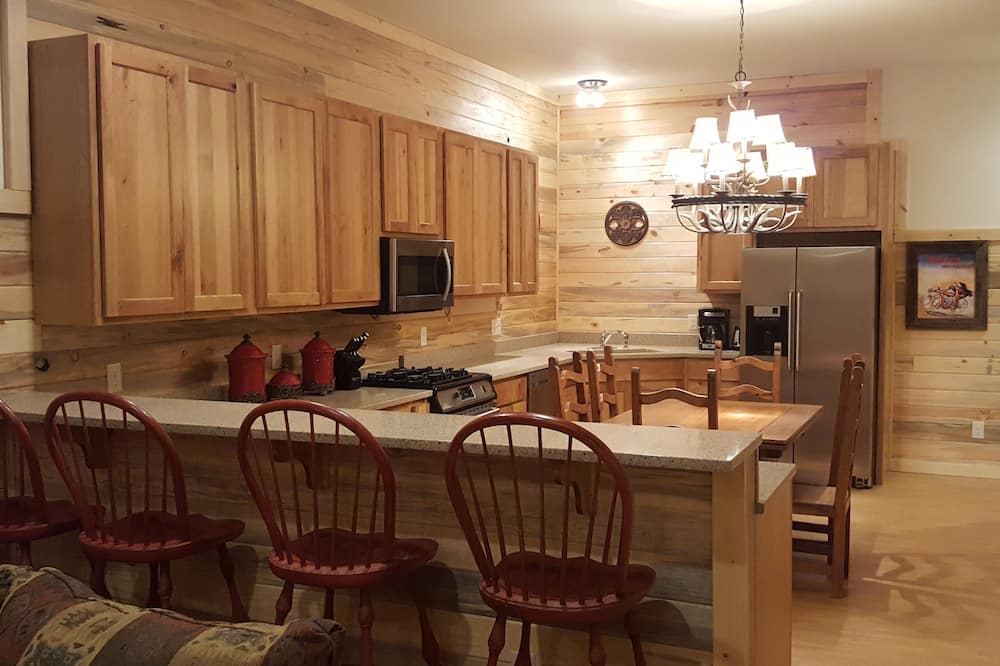 Wild Skies Cabin Rentals in Craig