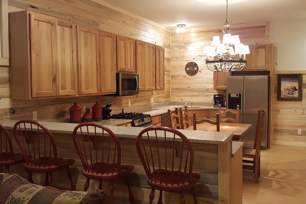 Unit D-3 Bedroom Deluxe w /washer/dryer | Private kitchen | Coffee/tea maker, fridge, microwave, oven
