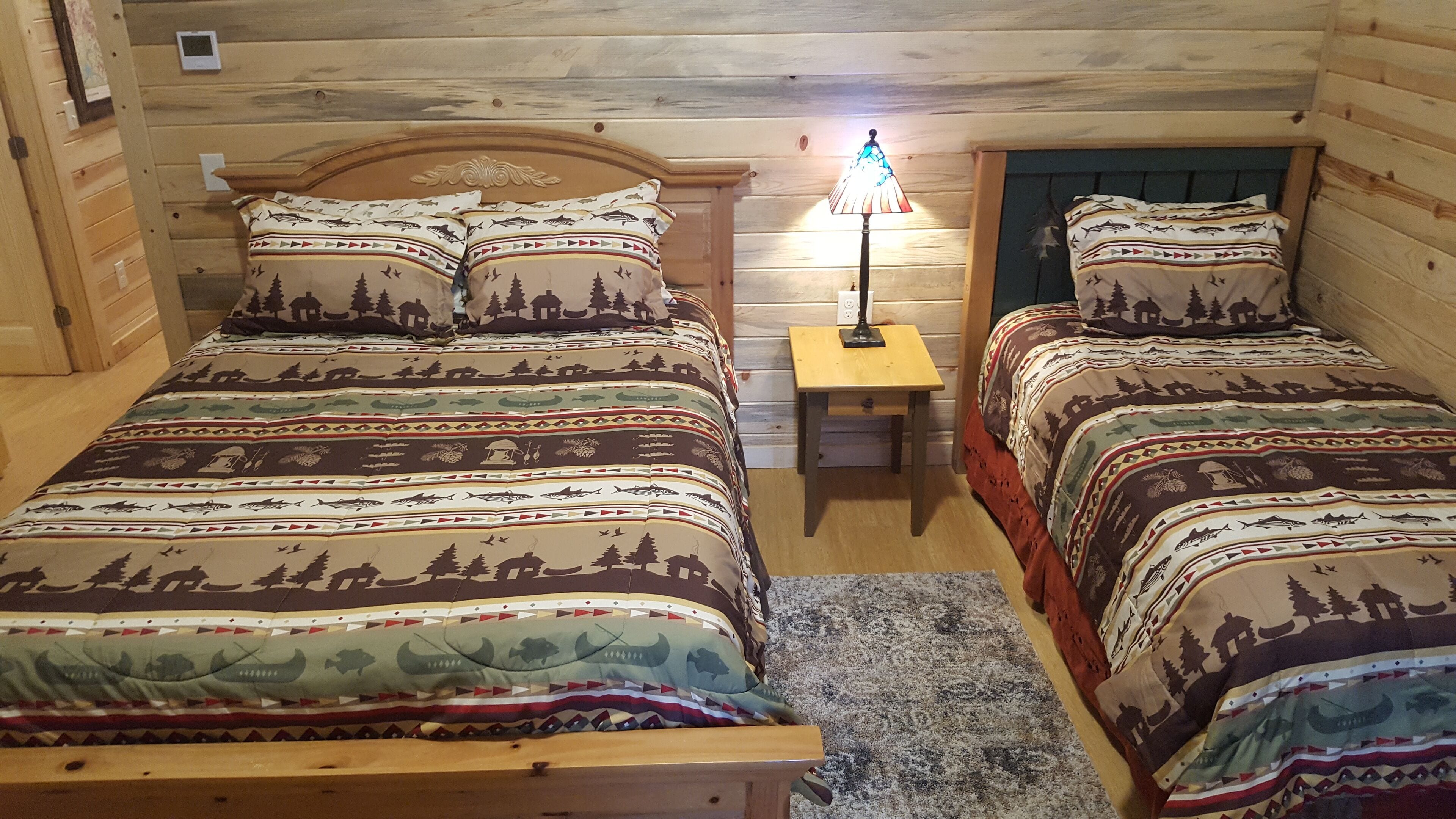 Unit D-3 Bedroom Deluxe w /washer/dryer | Individually decorated, individually furnished, laptop workspace