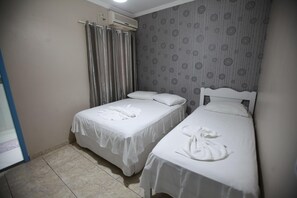 Minibar, free WiFi - Pousada Quedas D'água (Foz do Iguacu)