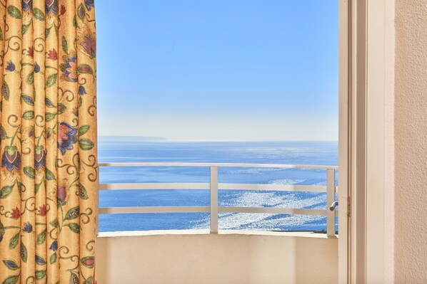 Double Room, Sea View | Beach/ocean view