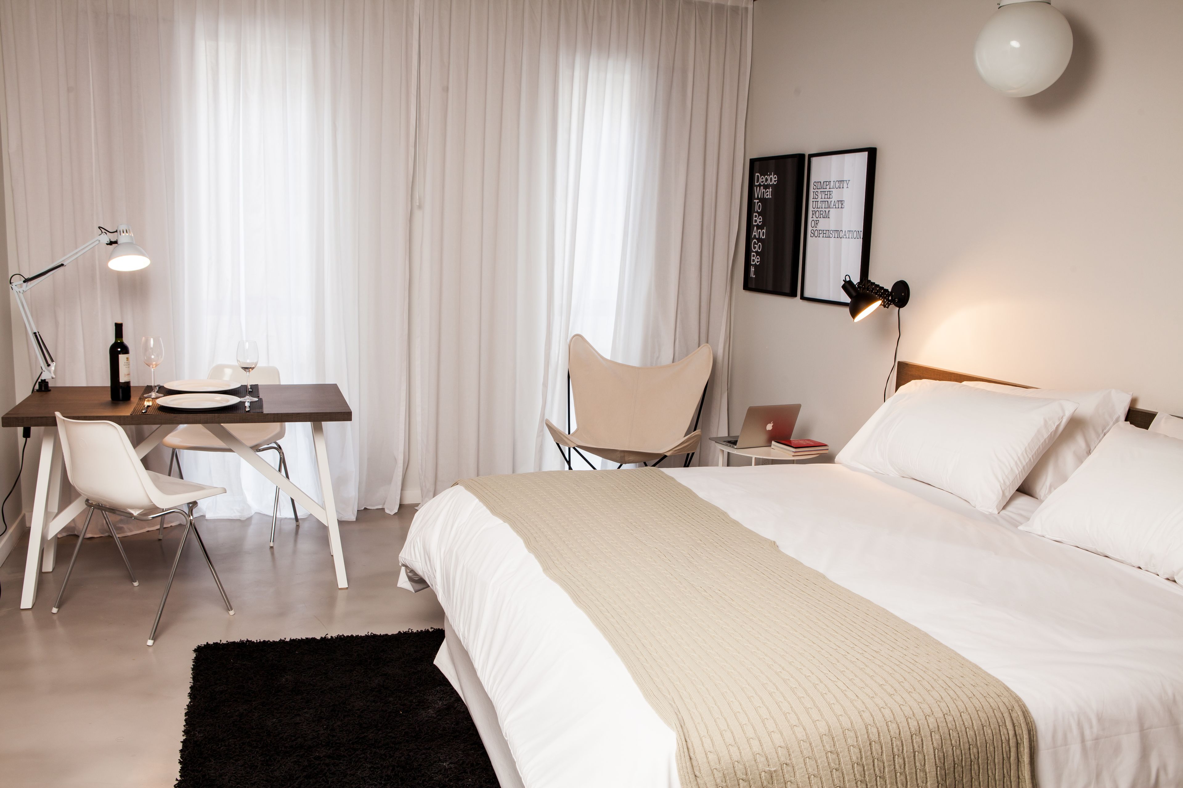 Executive Studio, City View