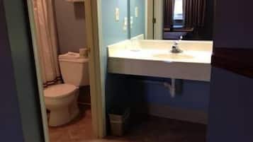 Hårtørrer, håndklæder