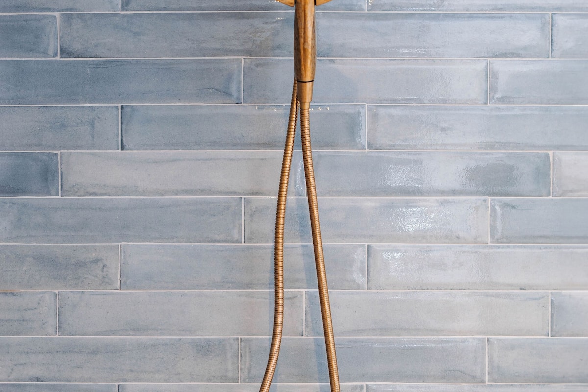 Suite 4 | Bathroom | Free toiletries, hair dryer, bathrobes, towels