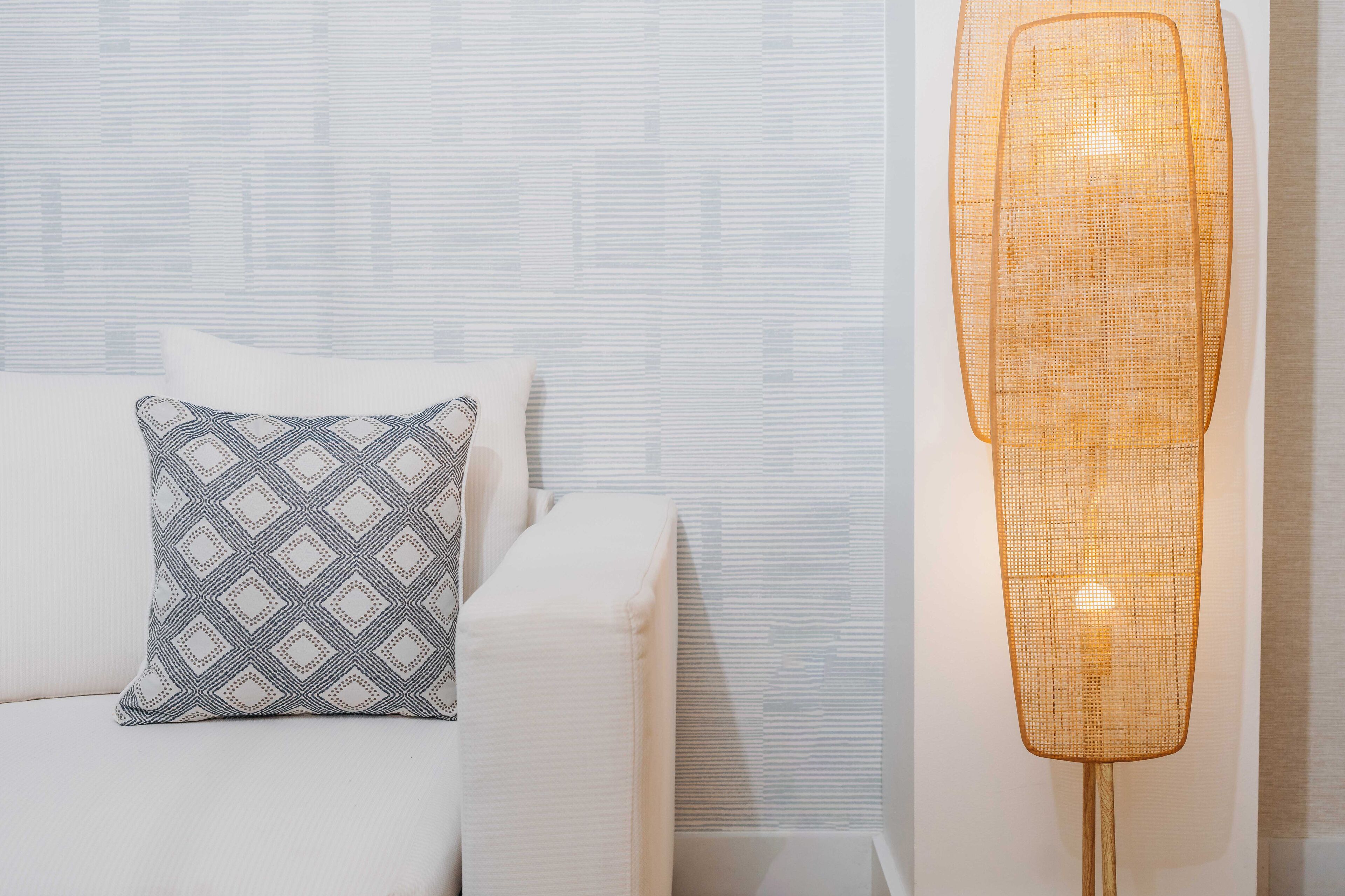 suite 4 | living area | 55-inch smart tv with cable channels, tv, books