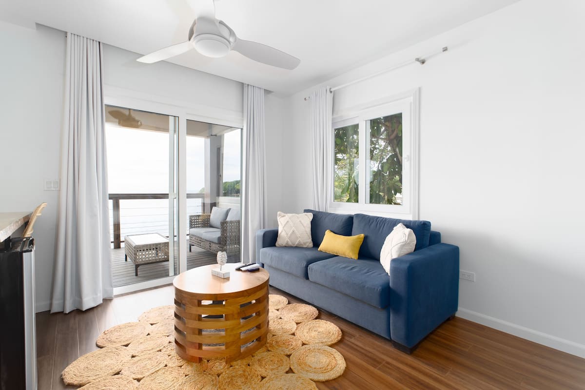 Suite 9 | 1 bedroom, Egyptian cotton sheets, premium bedding, pillowtop beds