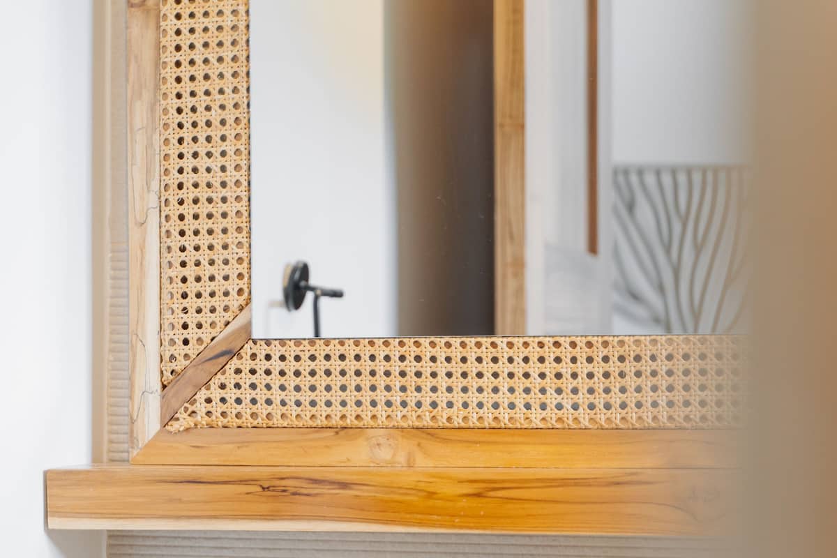 Suite 11 | Bathroom | Free toiletries, hair dryer, bathrobes, towels