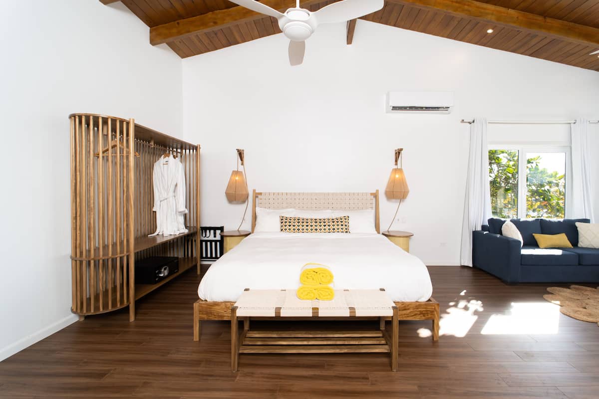 Suite 14 - Presidential Suite | 1 bedroom, Egyptian cotton sheets, premium bedding, pillowtop beds