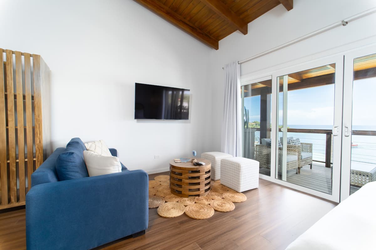 Suite 11 | 1 bedroom, Egyptian cotton sheets, premium bedding, pillowtop beds