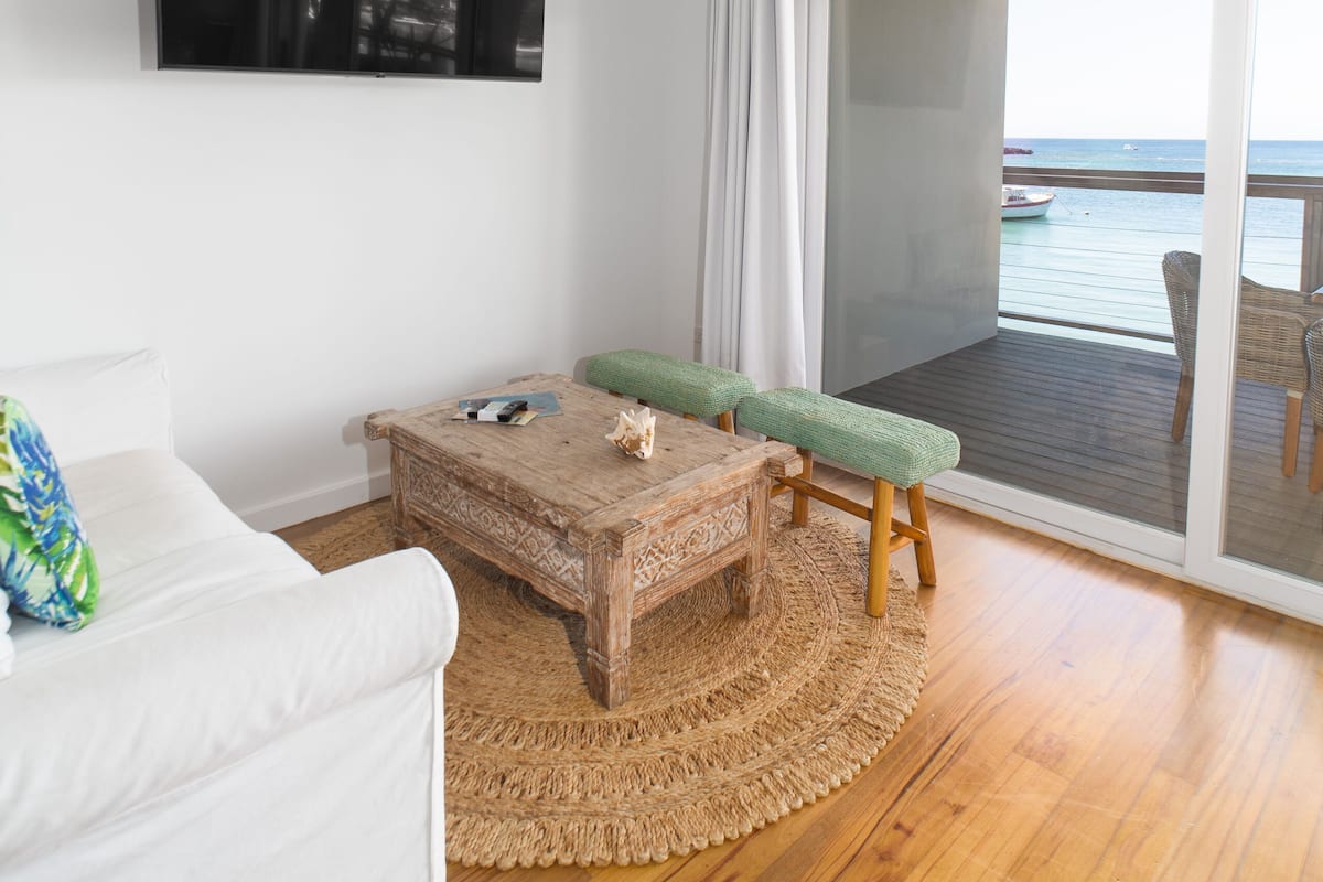 Suite 6 | 1 bedroom, Egyptian cotton sheets, premium bedding, pillowtop beds