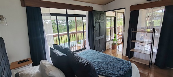 Chambre Deluxe, balcon | Wi-Fi gratuit, draps fournis