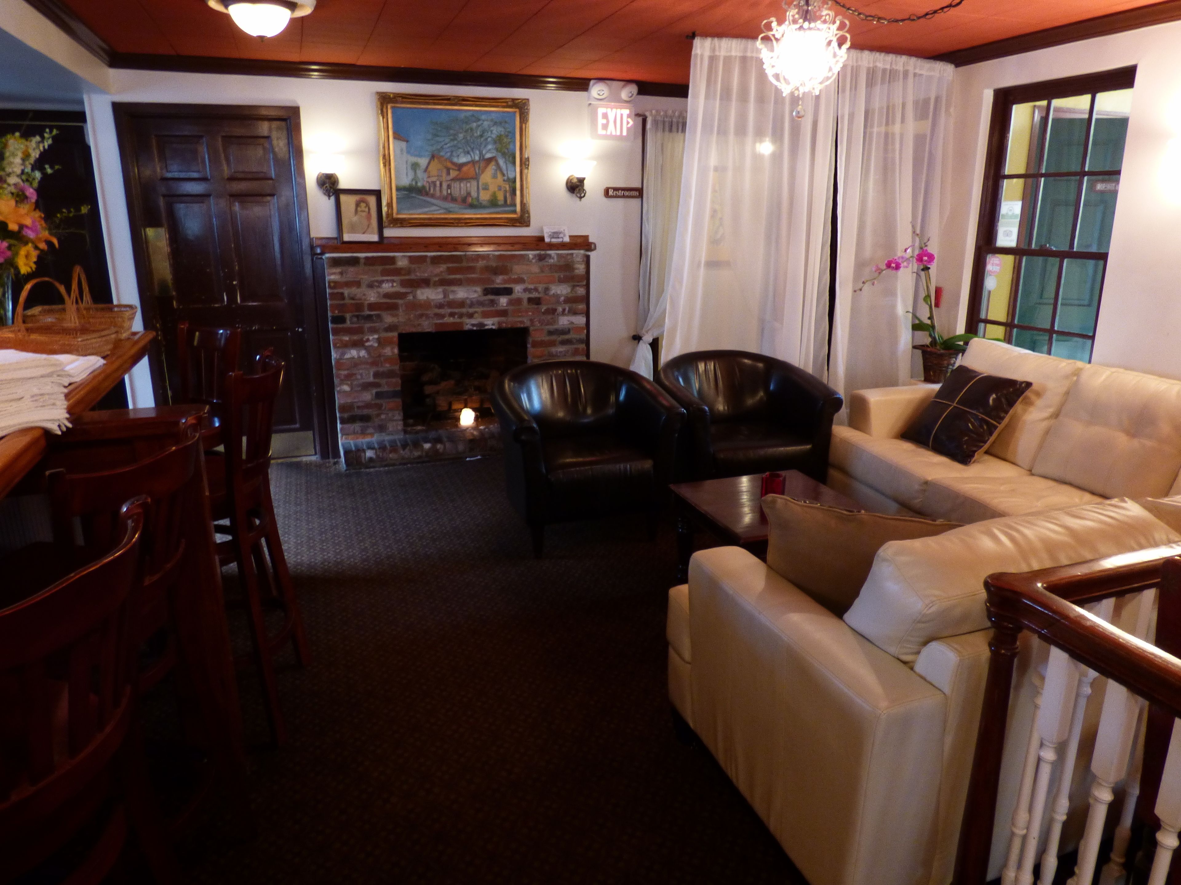 ロビーラウンジ