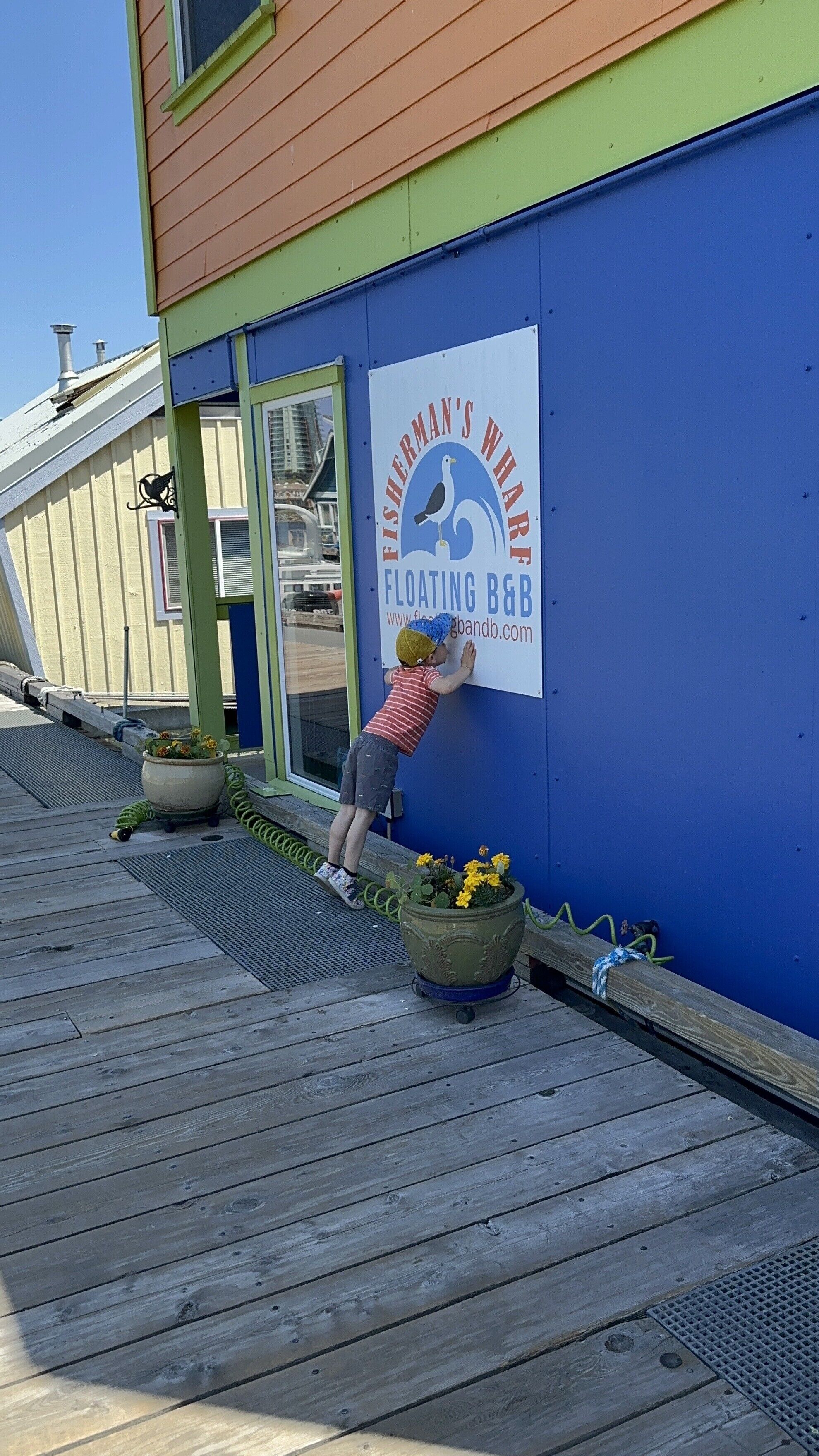 Photo - A Float Home B&B in Fisherman’s Wharf