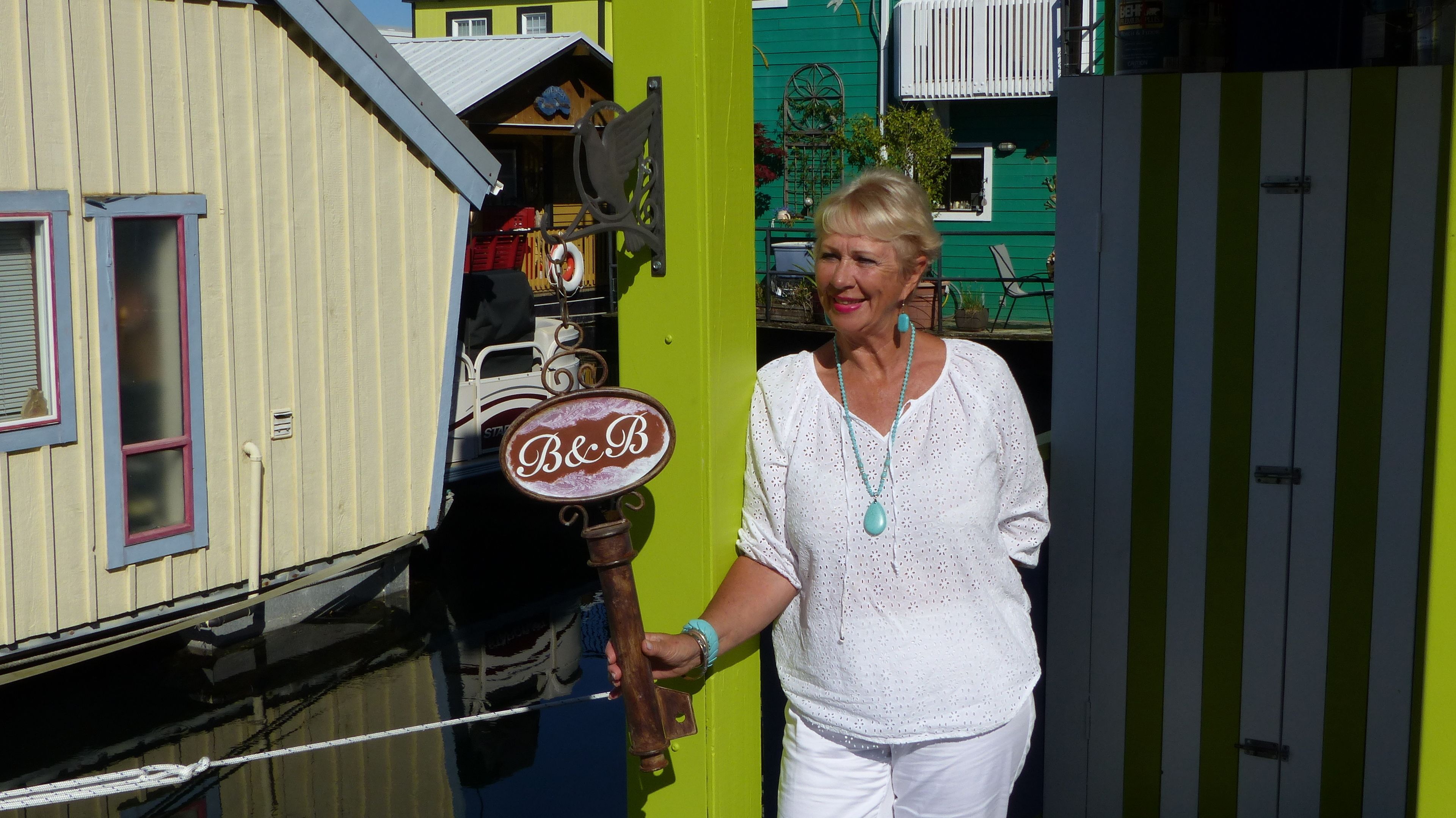 Photo - A Float Home B&B in Fisherman’s Wharf