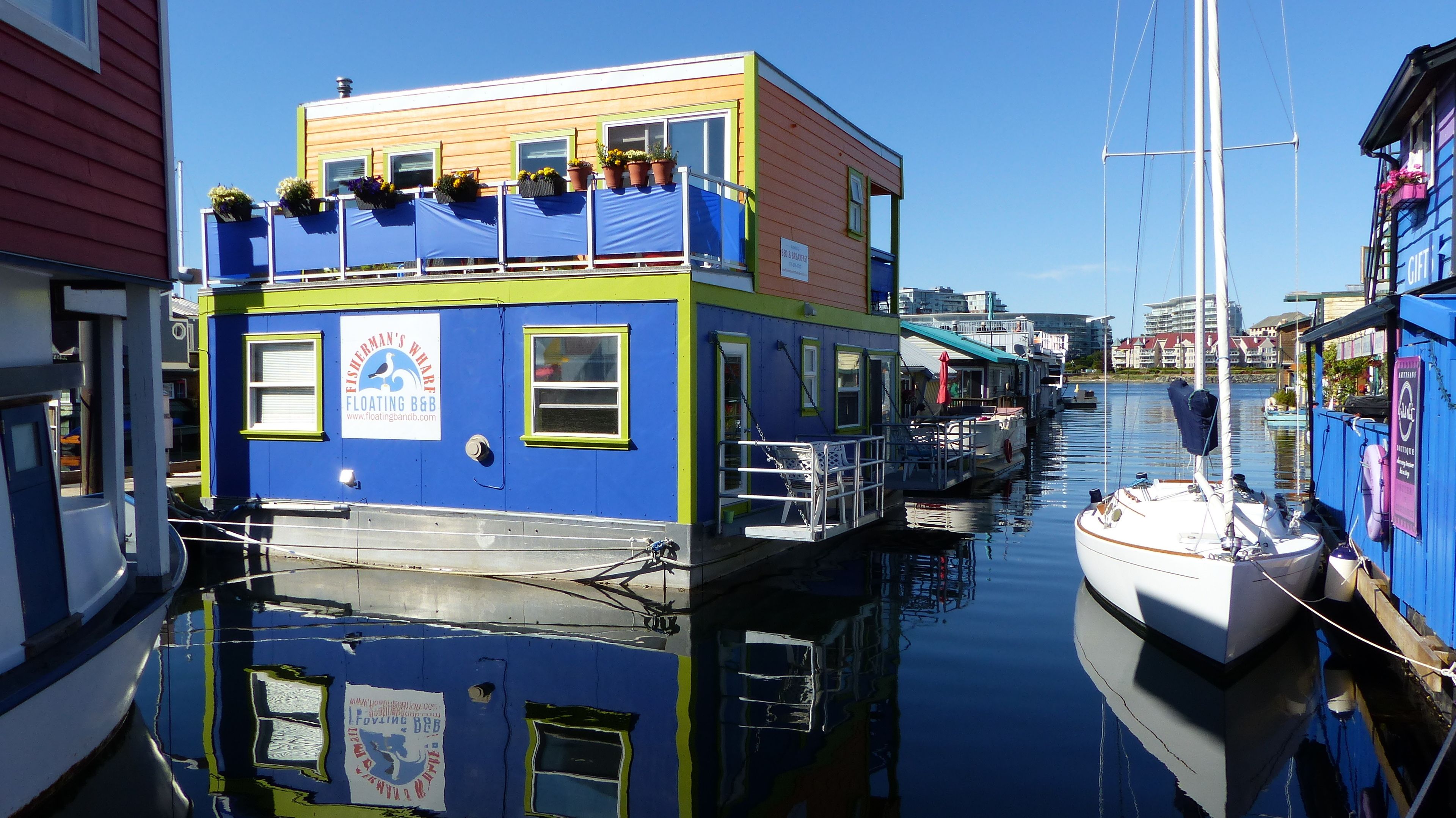 Photo - A Float Home B&B in Fisherman’s Wharf
