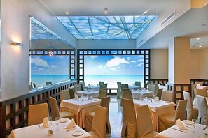 International cuisine - Baywater Resort Samui (Koh Samui)