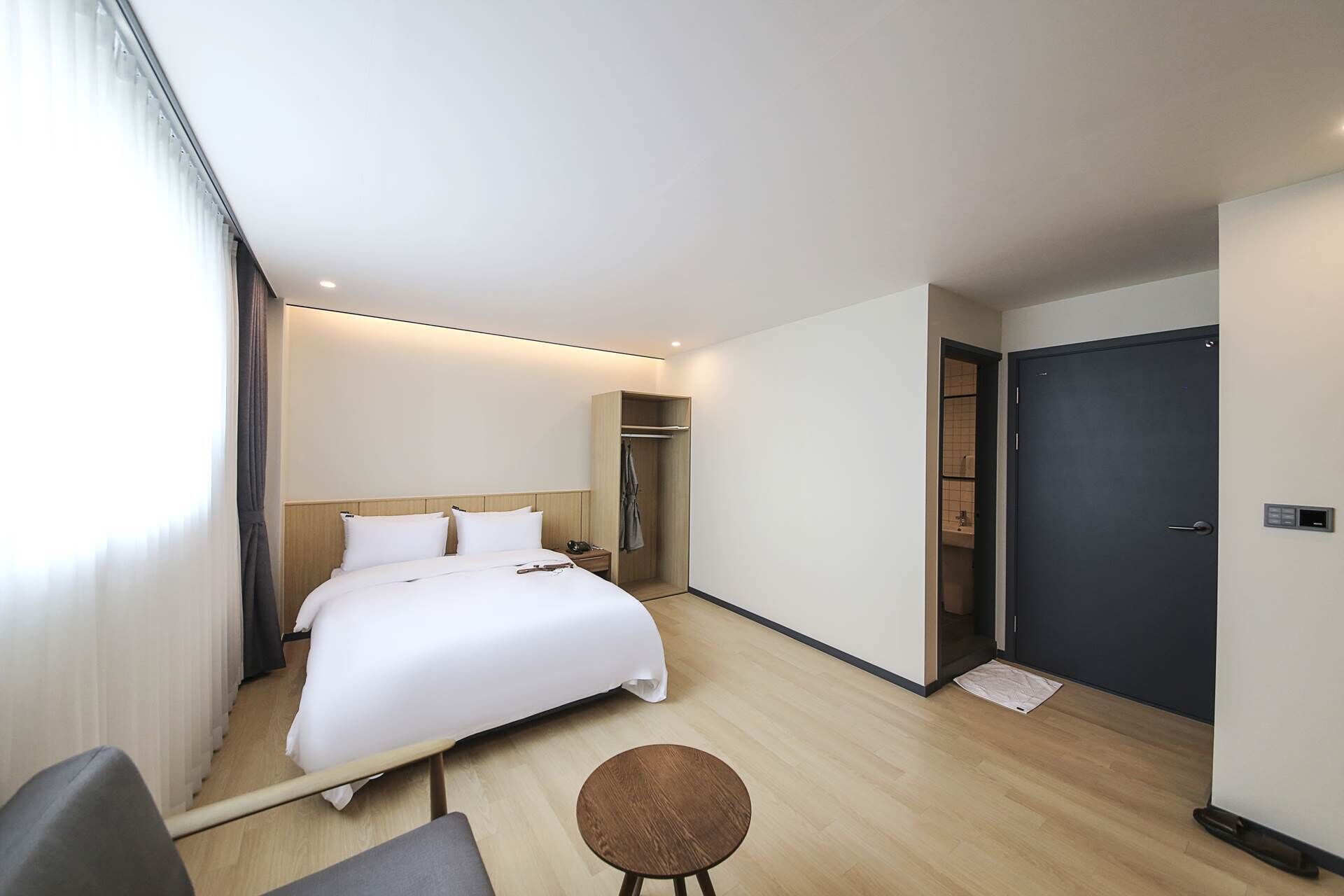 Deluxe Double Room | Premium bedding, desk, soundproofing, iron/ironing board