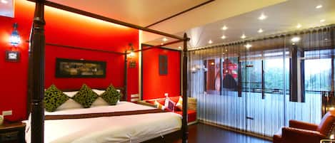 2 bedrooms, premium bedding, down duvets, individually furnished