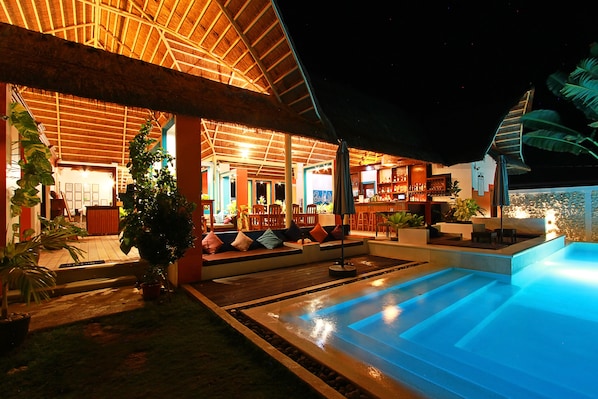 Outdoor pool, pool umbrellas, pool loungers