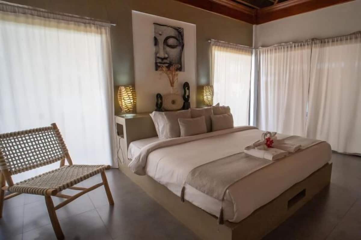 1 bedroom, minibar, in-room safe, desk