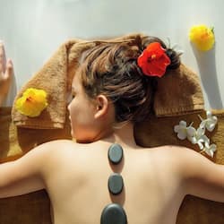 Couples treatment rooms, sauna, hot tub, steam room, body treatments