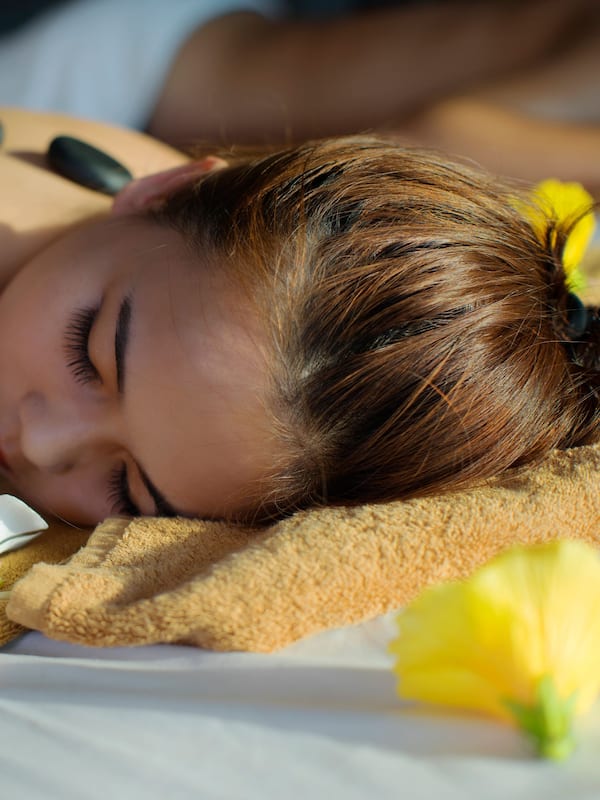 Couples treatment rooms, sauna, hot tub, steam room, body treatments