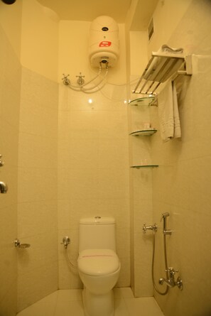 Shower, free toiletries, hair dryer, towels