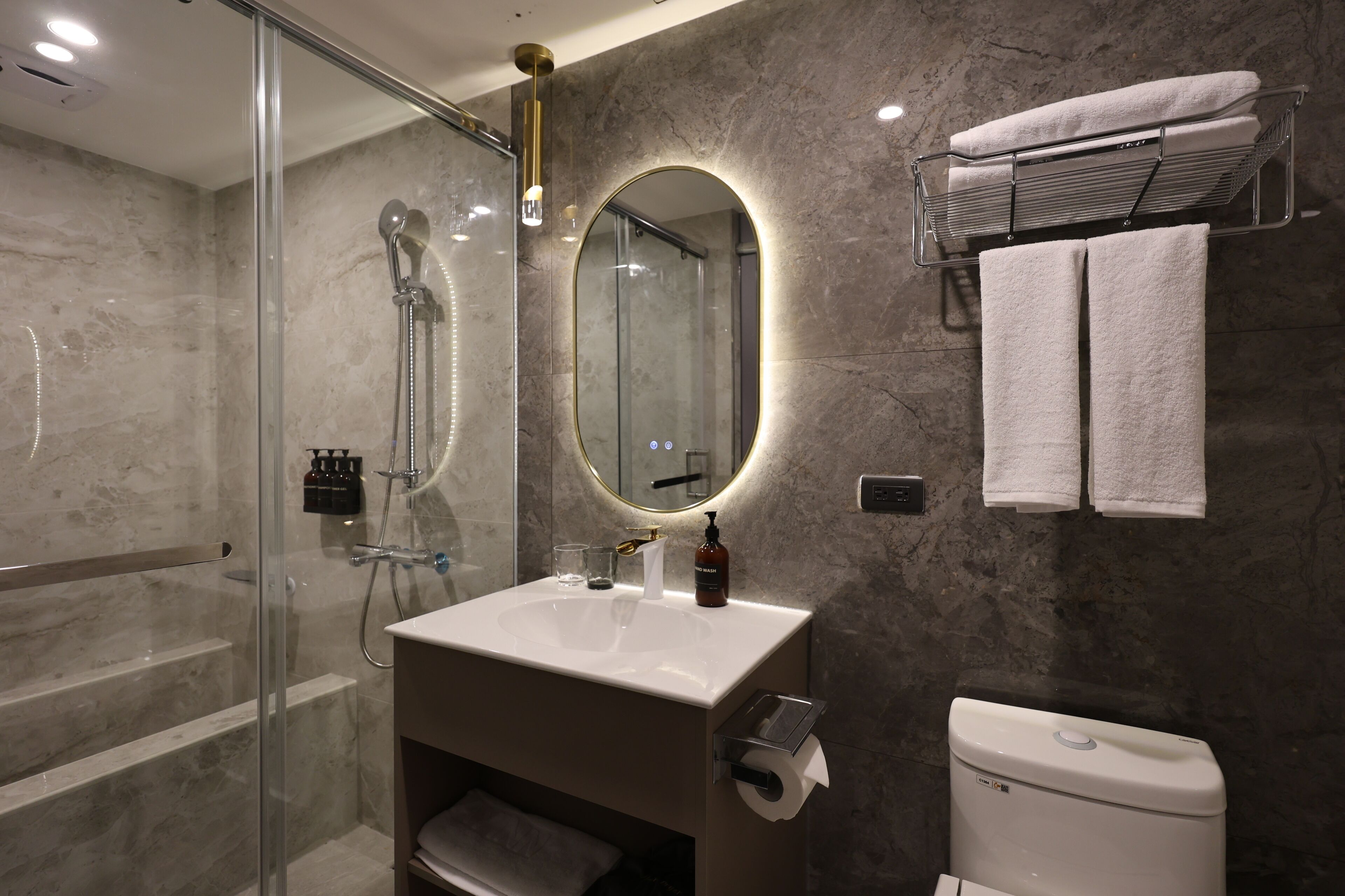 Deluxe Double Room | Free WiFi, bed sheets