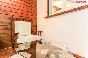 Single Room (Included Breakfast for 1, Surcharge for 2 on the spot) | Premium bedding, down comforters, free minibar, individually decorated - Business Hotel (Cheonan)