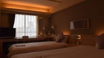 Desk, iron/ironing board, free WiFi, bed sheets