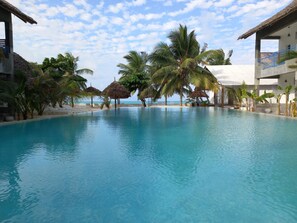 Outdoor pool - Casa Beach Hotel - Casa del Mar (Jambiani)