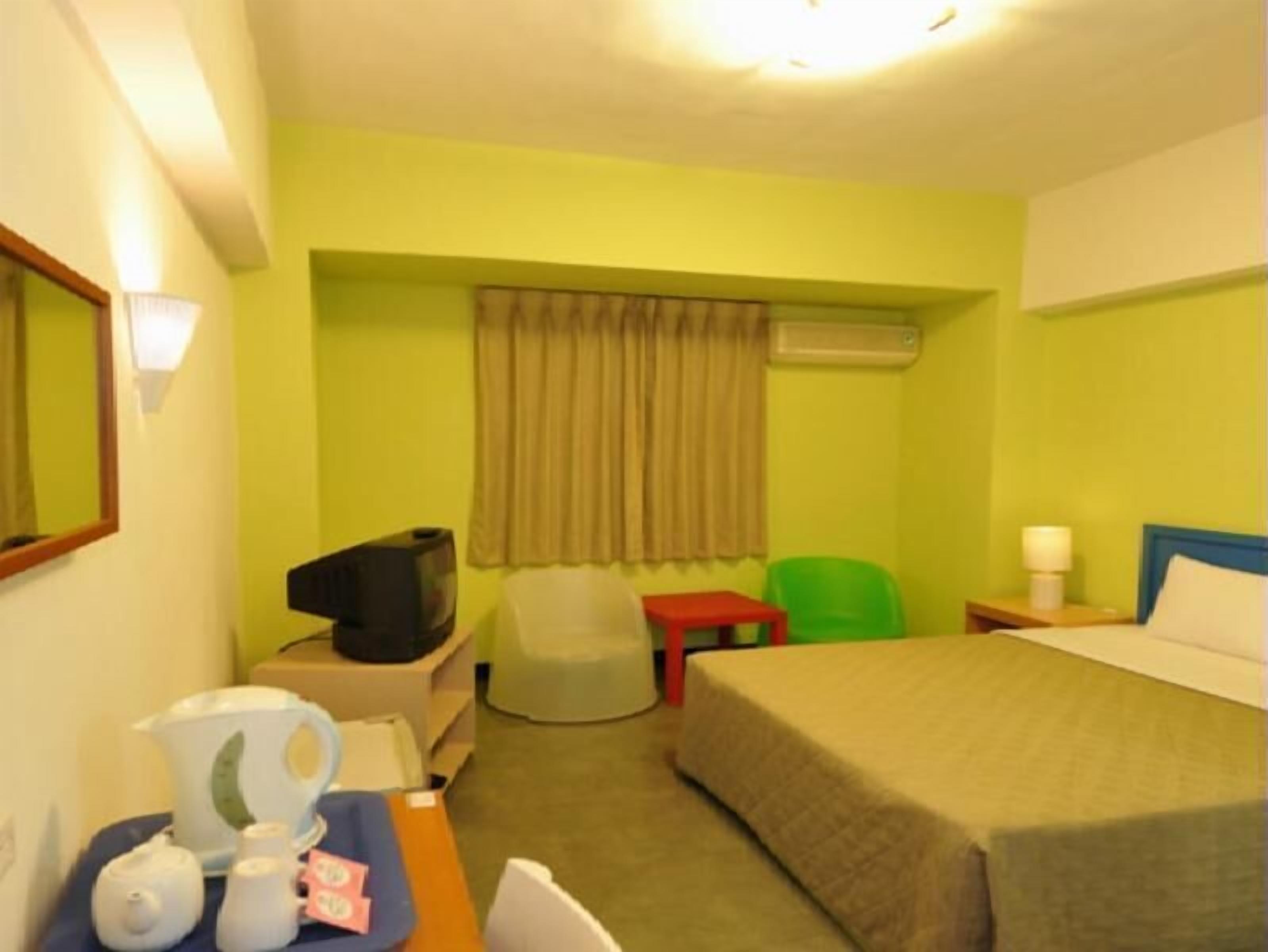 Schreibtisch, kostenloses WLAN