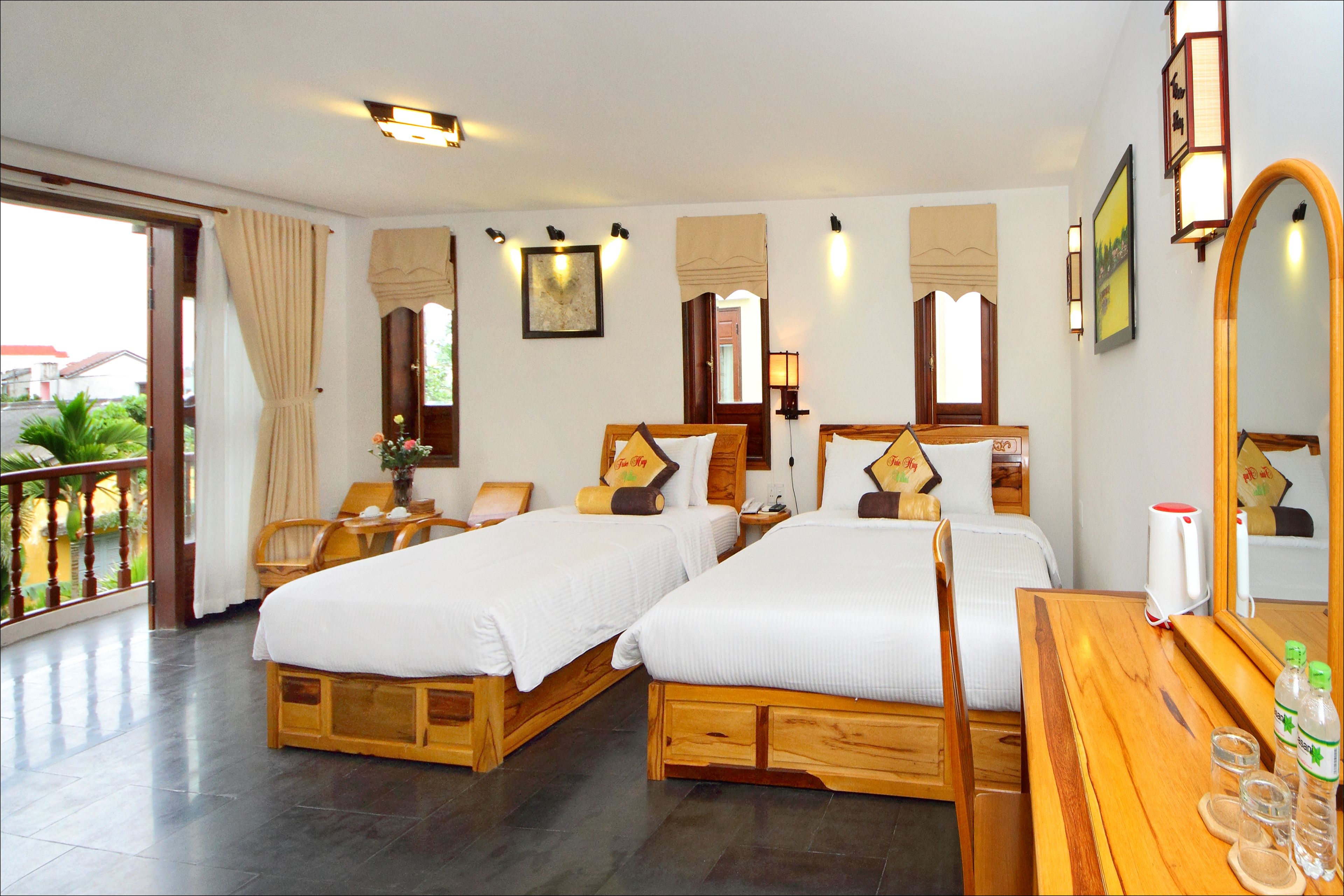 family room, garden view | living room | 30-inch flat-screen tv with cable channels, tv