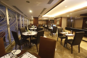 Free daily full breakfast
